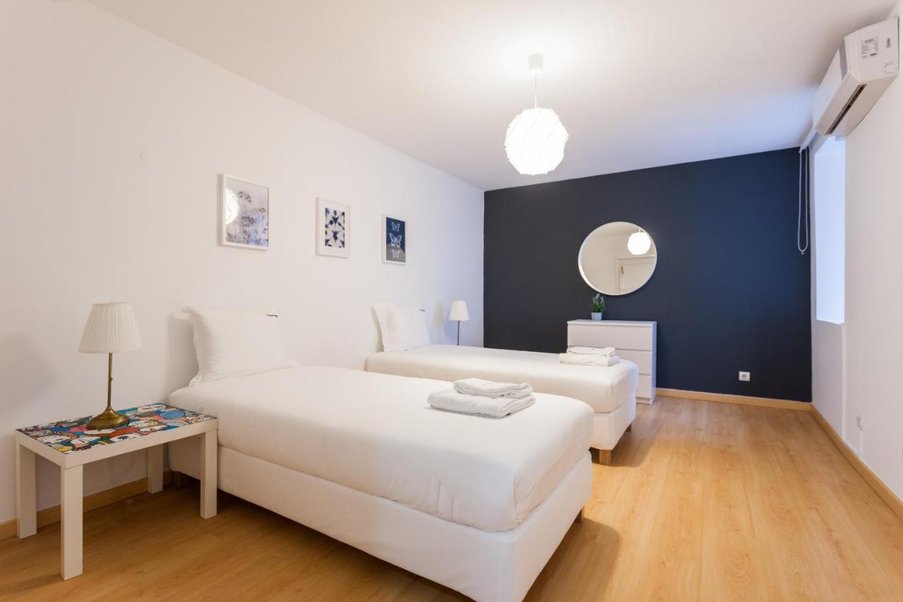Flh Baixa Trendy Apartment Lisbon Bagian luar foto