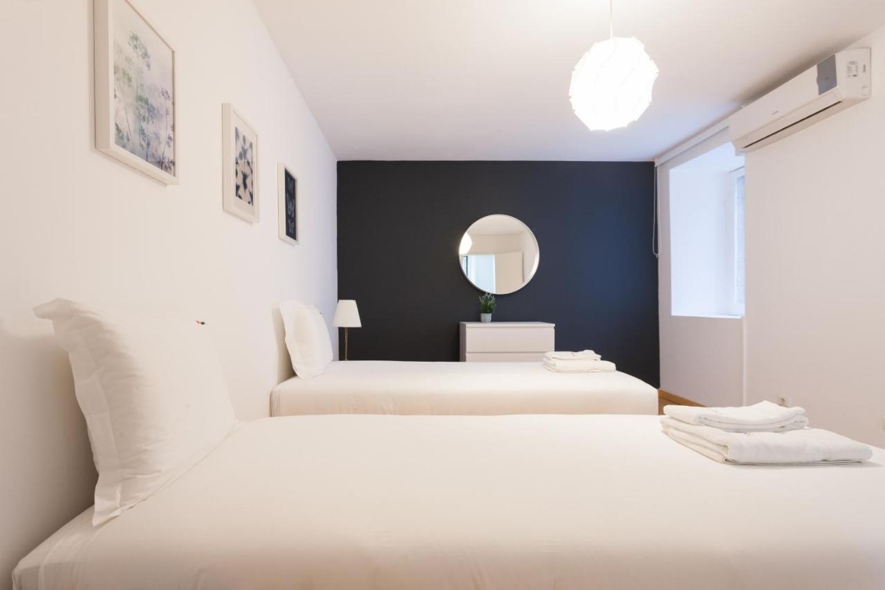 Flh Baixa Trendy Apartment Lisbon Bagian luar foto