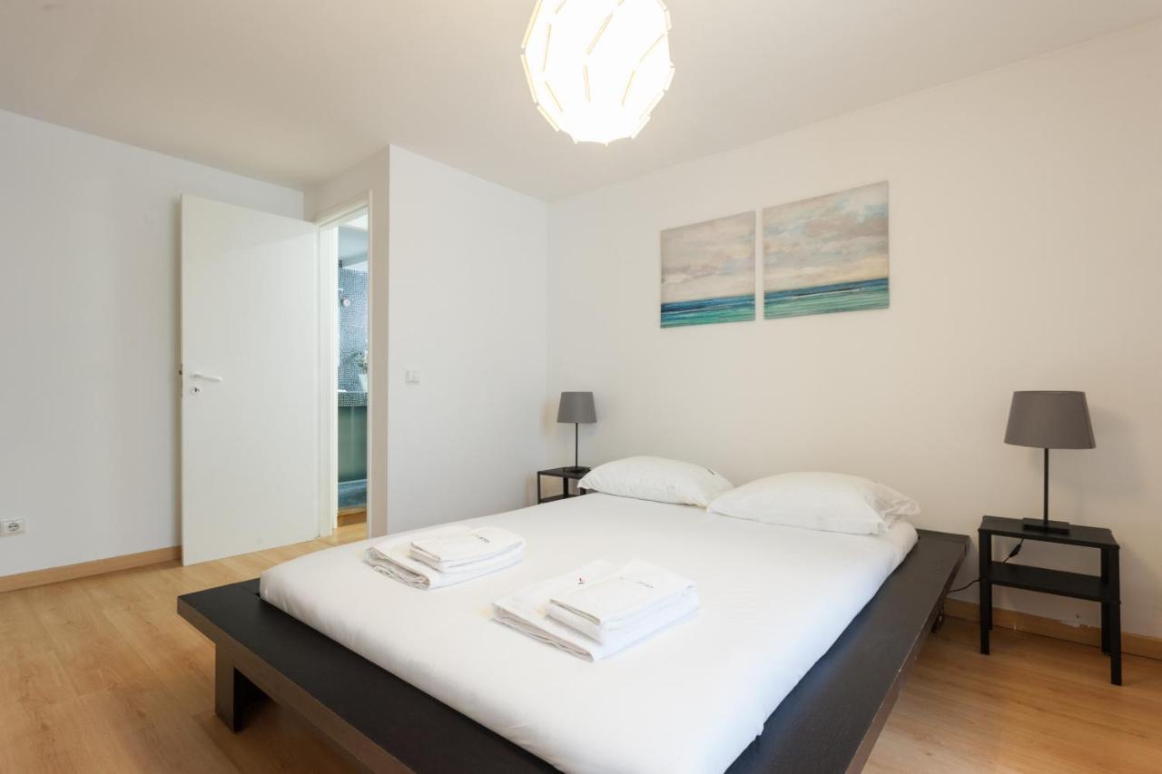 Flh Baixa Trendy Apartment Lisbon Bagian luar foto