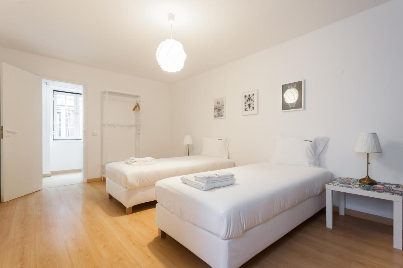 Flh Baixa Trendy Apartment Lisbon Bagian luar foto