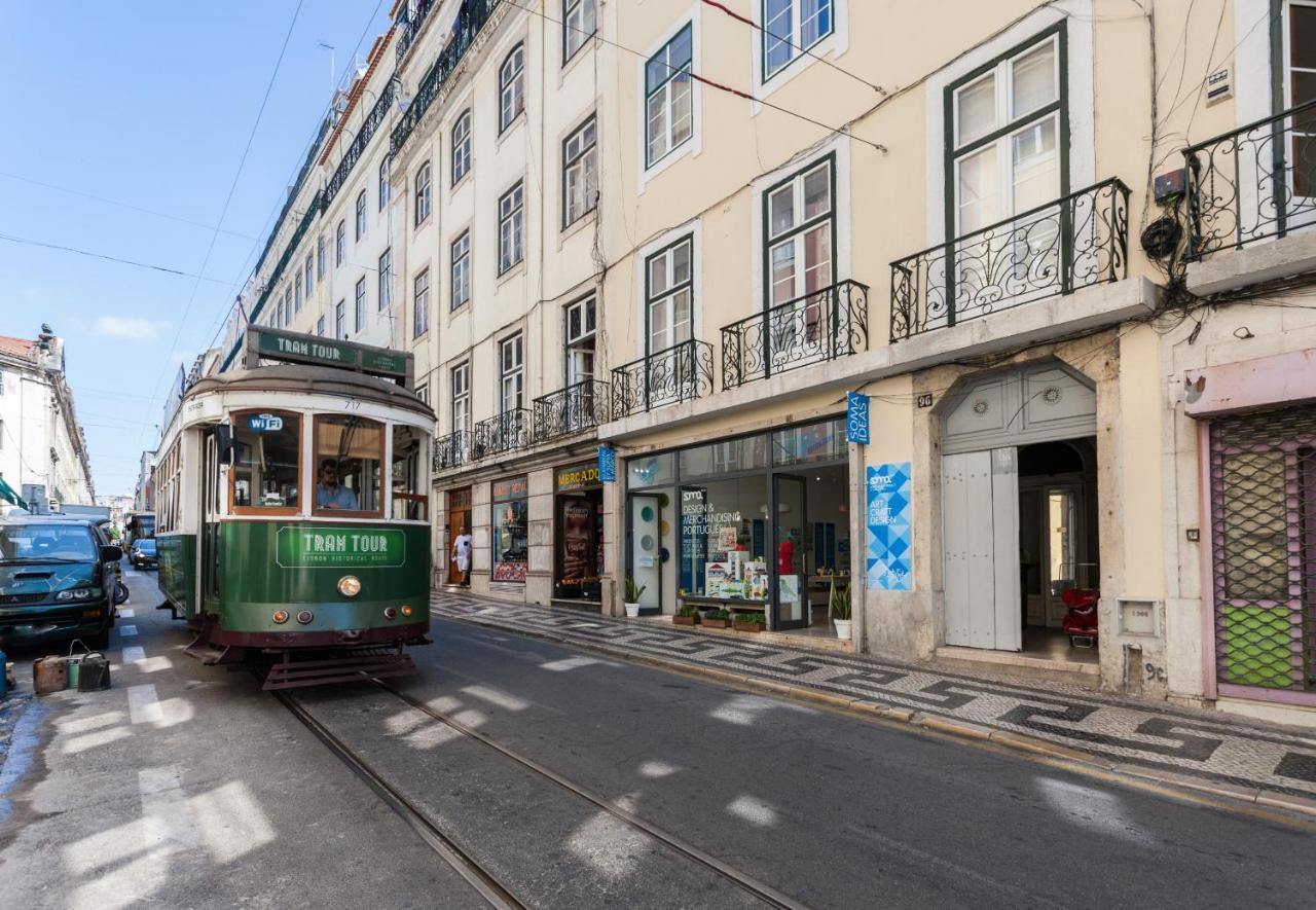 Flh Baixa Trendy Apartment Lisbon Bagian luar foto